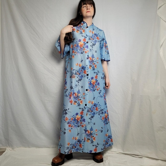 60s vintage blue floral kimono dress! - Picture 3 of 5